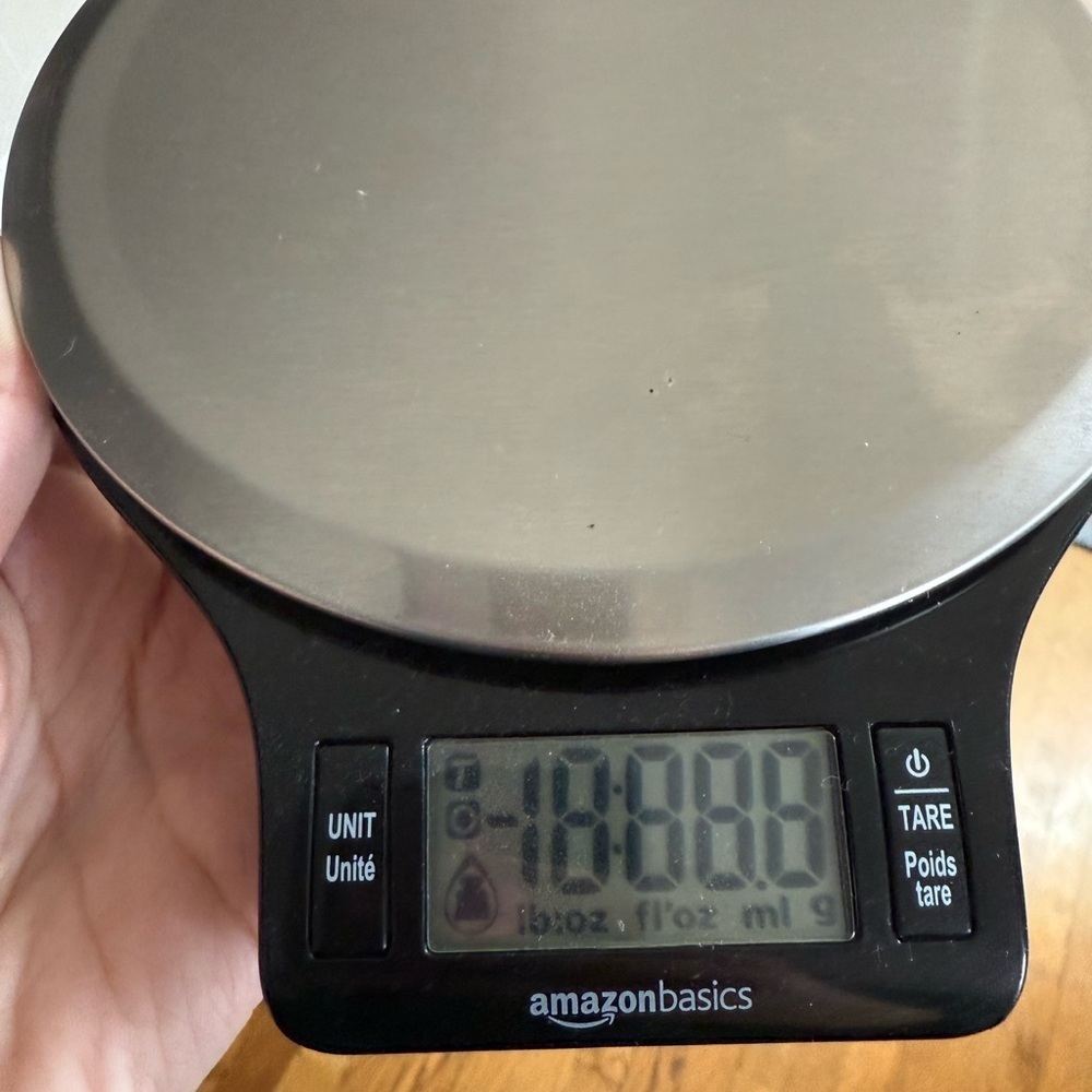 AmazonBasics Digital Kitchen Scale - Picture 2 of 4
